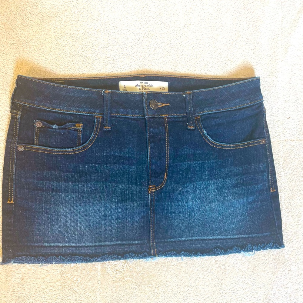Abercrombie and Fitch NWOT never worn mini jean skirt.